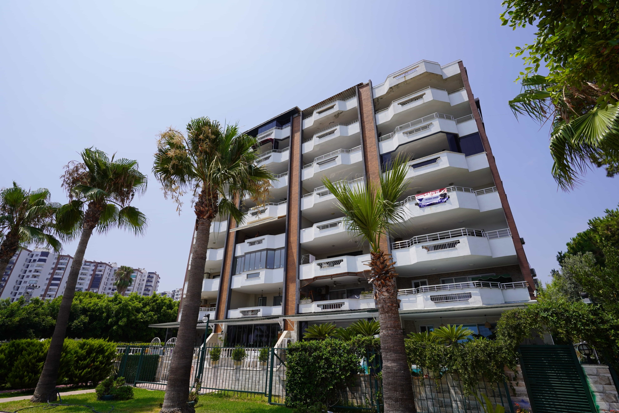 Altunören 1 Sitesi Çeşmeli Denize Sıfır Ayrıcalıklı Yaşam
