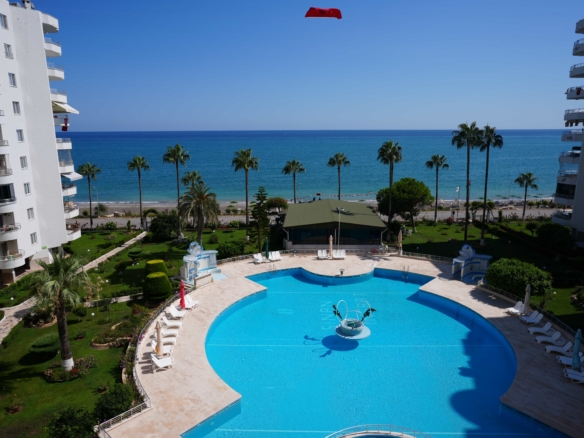 Mersin Erdemli Arpaçbahşiş Flamingo 1 Denize Sıfır Yıllık Kiralık 2+1 Daire