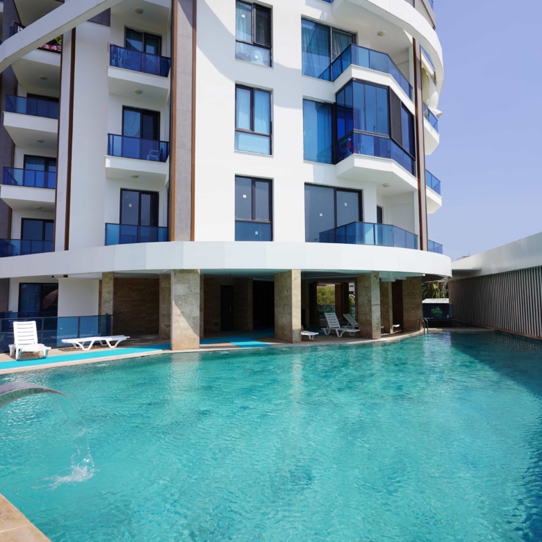 Mersin Erdemli Tömük Elbeyler Sitesi ile Konforlu Yazlık Yaşam