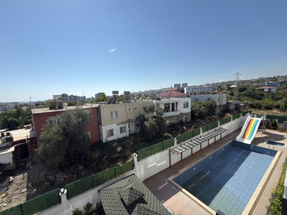 Mersin Erdemli Limonlu  Avora Sitesi  Eşyalı Satılık 1+1 Daire